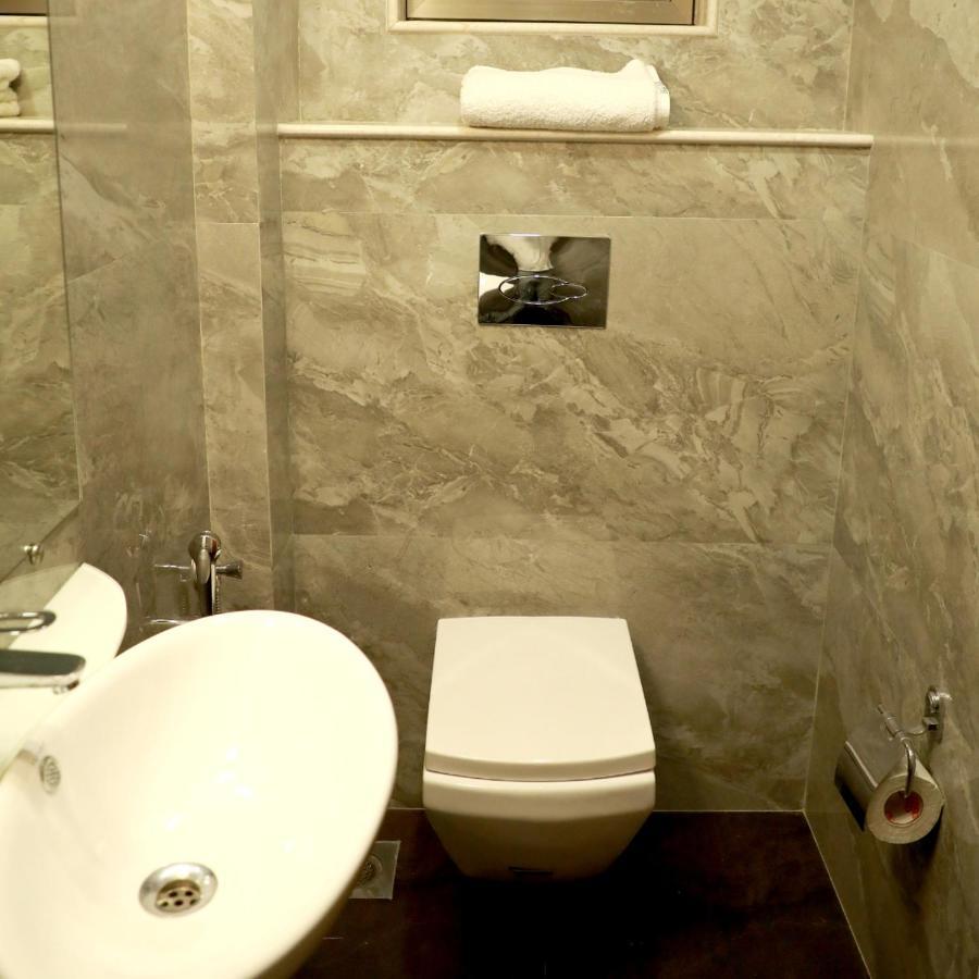 Hotel Lords, Fort Мумбаи Экстерьер фото