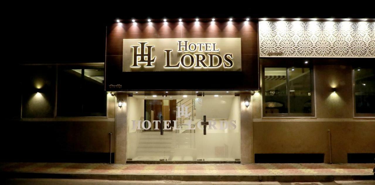 Hotel Lords, Fort Мумбаи Экстерьер фото